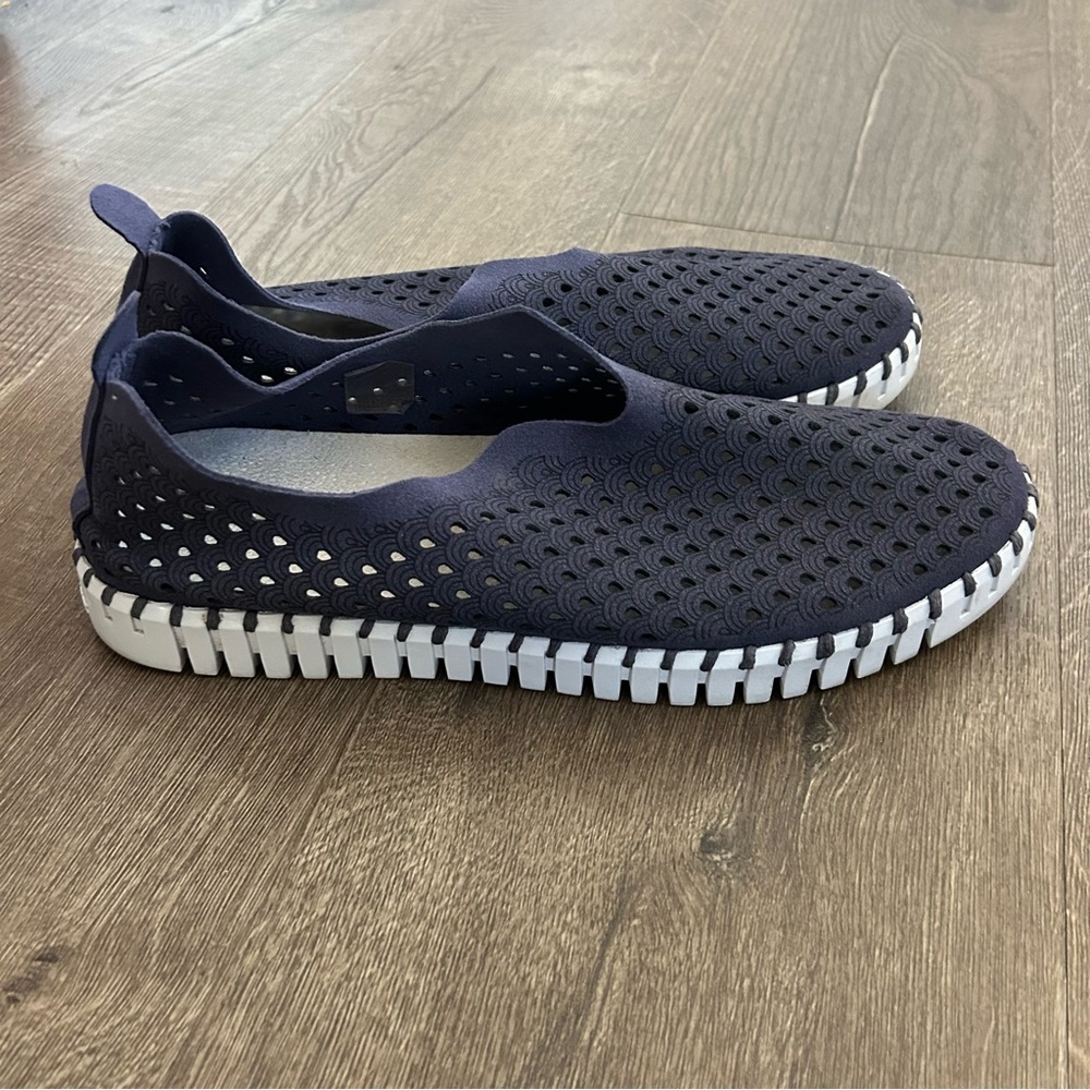 Ilse Jacobsen Tulip 139 Perforated Slip On Sneakers Navy Blue 40